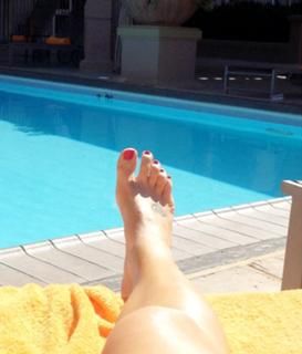 Michelle Beadle feet photo thumbnail