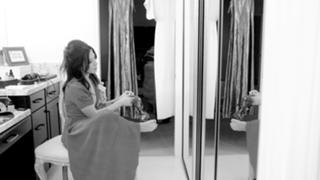 Michelle Branch feet photo 9