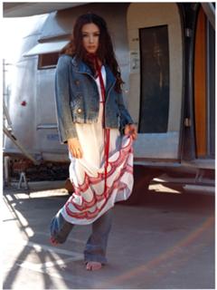 Michelle Branch feet photo 3