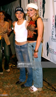 Michelle Branch feet photo 14