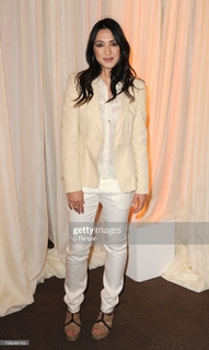 Michelle Branch feet photo 13