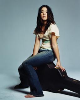 Michelle Branch feet photo 5
