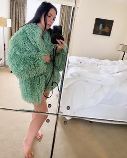 Michelle Branch feet photo 2