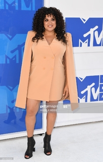 Michelle Buteau feet photo 13