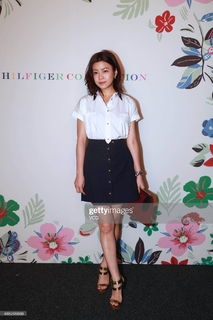 Michelle Chen feet photo 10