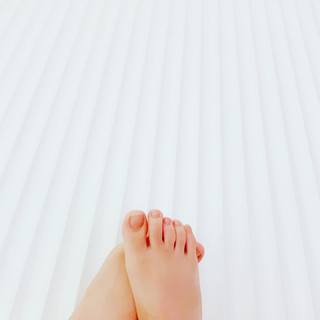 Michelle Chen feet photo 6