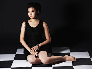 Michelle Chen feet photo 18