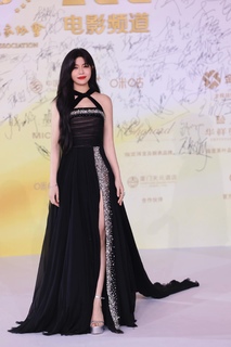 Michelle Chen feet photo 19