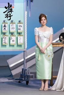 Michelle Chen feet photo 1