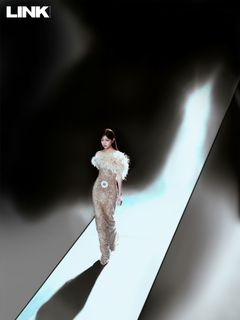 Michelle Chen feet photo 7
