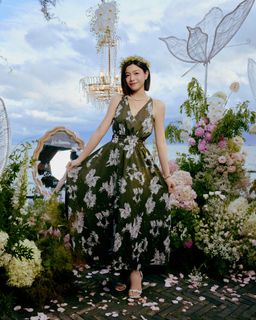 Michelle Chen feet photo 6