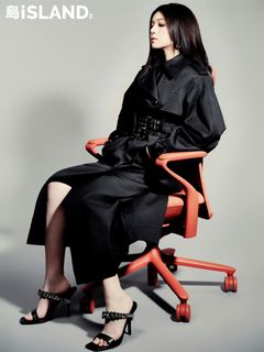 Michelle Chen feet photo 20