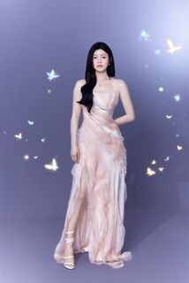 Michelle Chen feet photo 15