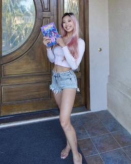 Michelle Chin feet photo 14