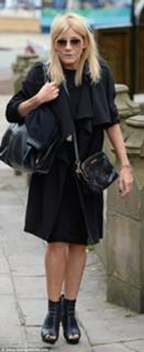 Michelle Collins feet photo 17