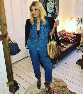 Michelle Collins feet photo 17