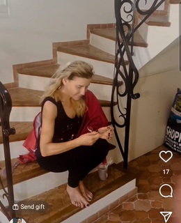 Michelle Collins feet photo 17