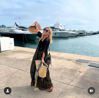 Michelle Collins feet photo 11