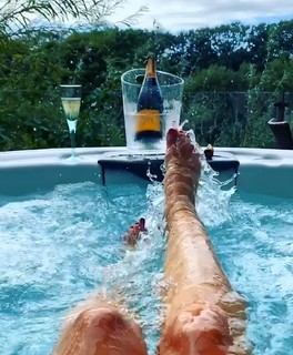 Michelle Dewberry feet photo 5