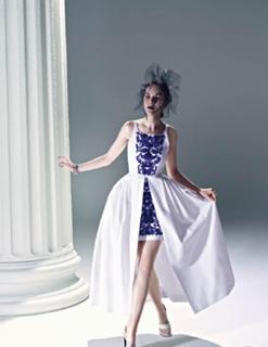 Michelle Dockery feet photo thumbnail
