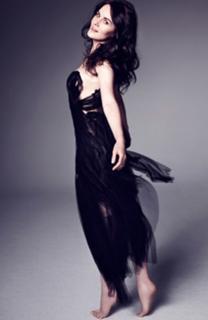 Michelle Dockery feet photo thumbnail