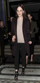 Michelle Dockery feet photo thumbnail