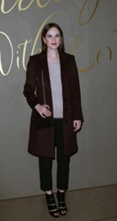 Michelle Dockery feet photo thumbnail