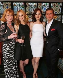 Michelle Dockery feet photo thumbnail