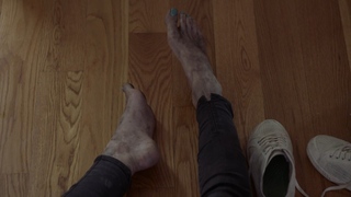 Michelle Dockery feet photo thumbnail