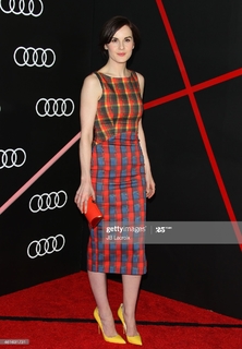 Michelle Dockery feet photo thumbnail