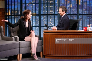 Michelle Dockery feet photo thumbnail