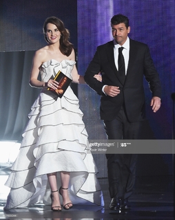 Michelle Dockery feet photo thumbnail