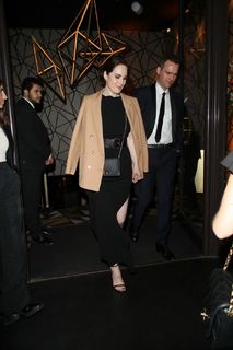 Michelle Dockery feet photo thumbnail