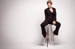 Michelle feet photo thumbnail