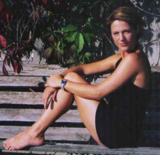 Michelle feet photo thumbnail