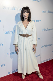 Michelle Forbes feet photo thumbnail