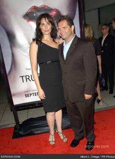 Michelle Forbes feet photo thumbnail