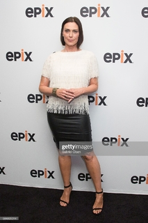 Michelle Forbes feet photo thumbnail