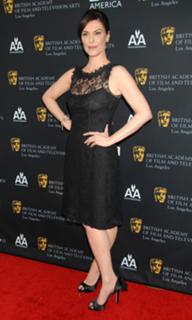 Michelle Forbes feet photo thumbnail