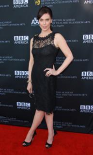 Michelle Forbes feet photo thumbnail