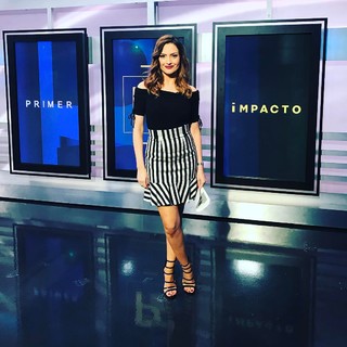 Michelle Galván feet photo 10