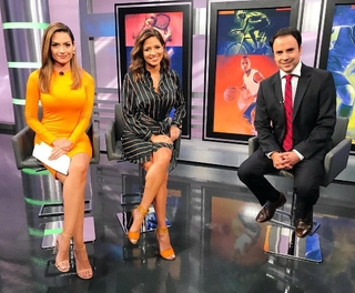 Michelle Galván feet photo 17