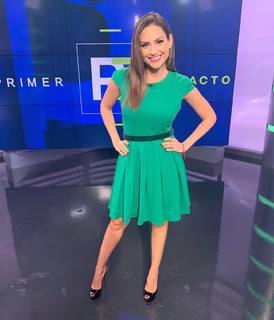 Michelle Galván feet photo 13