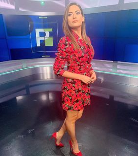 Michelle Galván feet photo 15