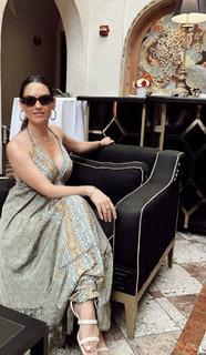 Michelle Galván feet photo 9