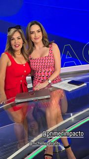 Michelle Galván feet photo 13
