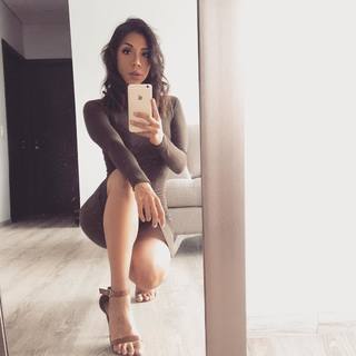 Michelle González feet photo 15