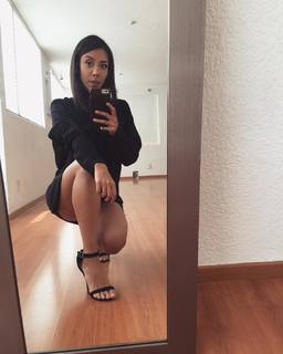 Michelle González feet photo 8