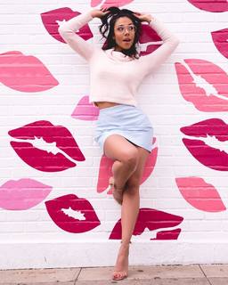 Michelle González feet photo 9