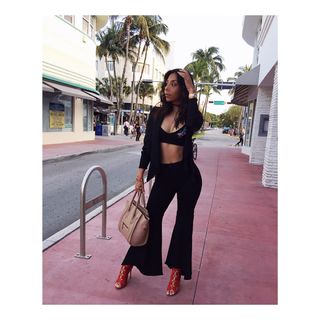 Michelle González feet photo 5
